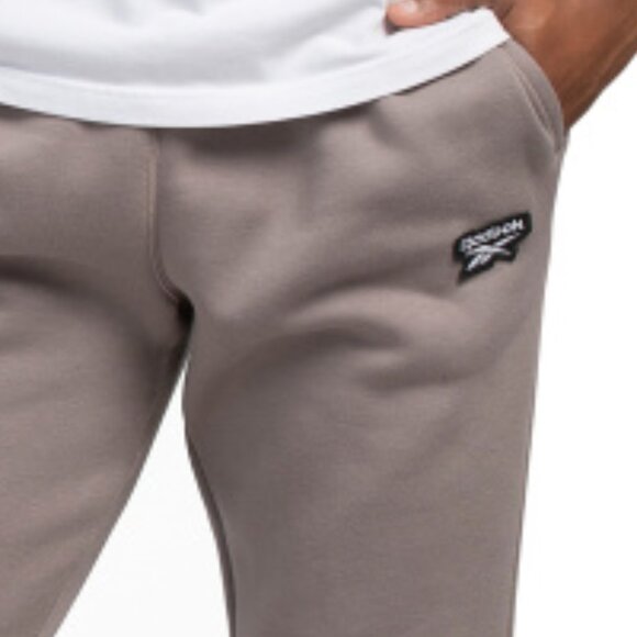 NEW REEBOK Vital Fleece Lined Pants Driftwood for men 261mn - Picture 2 of 5